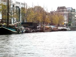 0601CanalBoat.jpg