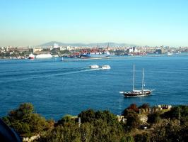 0340TopkapiBosporus.jpg