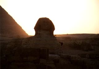 image/_moi,_je_suis_le_sphinx.jpg, 6.8K